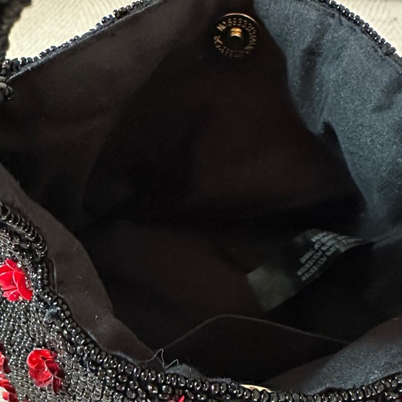 Handbag Elegant Black and Red Beaded Handbag - Picture 6 of 9